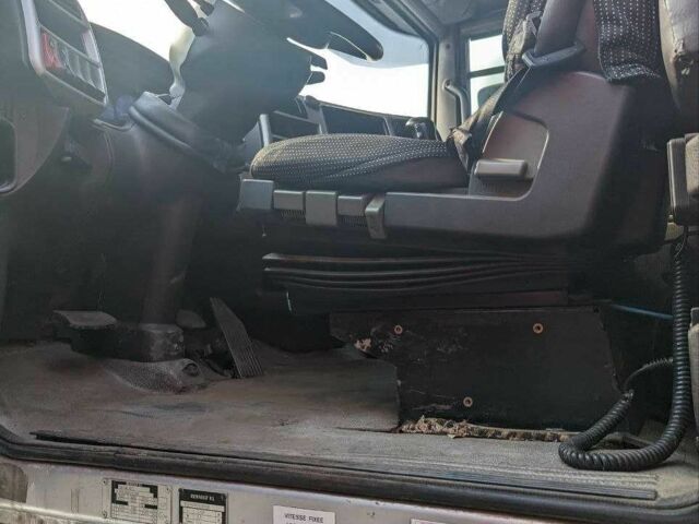 Рено Другая, объемом двигателя 2.3 л и пробегом 0 тыс. км за 6900 $, фото 7 на Automoto.ua