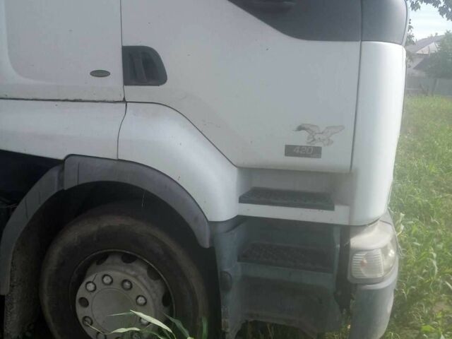 Рено Другая, объемом двигателя 2.3 л и пробегом 0 тыс. км за 3200 $, фото 13 на Automoto.ua