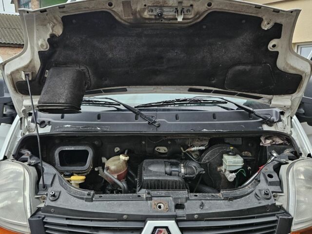Рено Інша, об'ємом двигуна 2.3 л та пробігом 0 тис. км за 7000 $, фото 6 на Automoto.ua