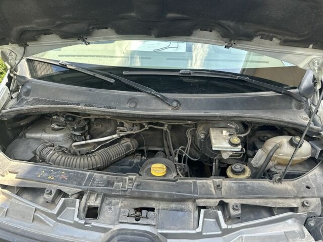 Рено Другая, объемом двигателя 2.3 л и пробегом 0 тыс. км за 13500 $, фото 7 на Automoto.ua