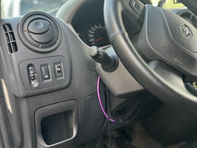 Рено Другая, объемом двигателя 2.3 л и пробегом 0 тыс. км за 13500 $, фото 1 на Automoto.ua