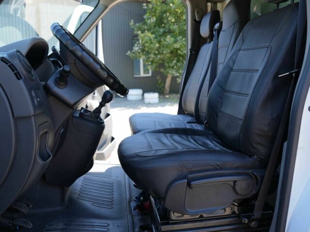 Рено Другая, объемом двигателя 0 л и пробегом 0 тыс. км за 15500 $, фото 12 на Automoto.ua