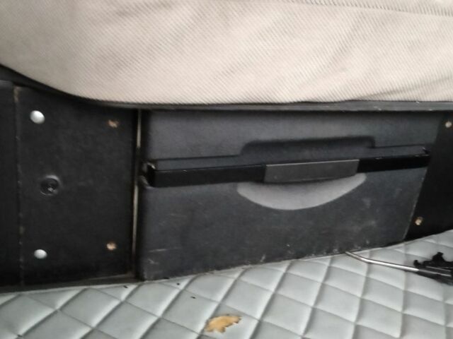 Рено Другая, объемом двигателя 0 л и пробегом 0 тыс. км за 7500 $, фото 6 на Automoto.ua