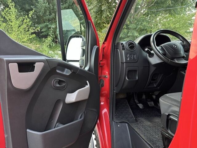Рено Другая, объемом двигателя 2.3 л и пробегом 0 тыс. км за 17500 $, фото 11 на Automoto.ua