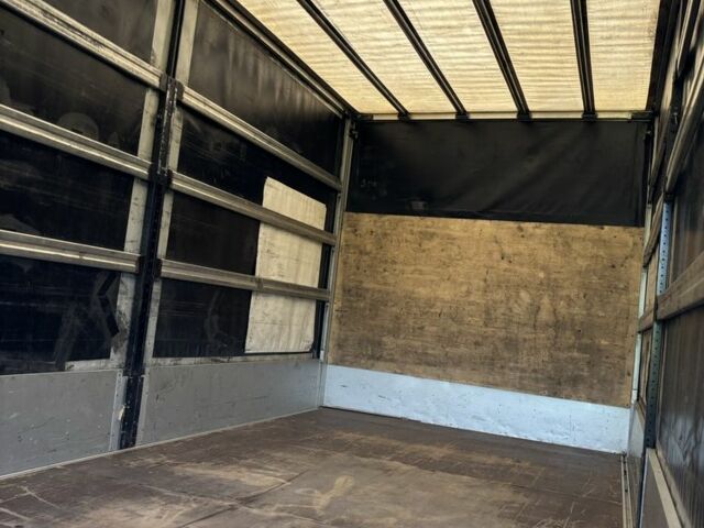 Рено Другая, объемом двигателя 2.3 л и пробегом 0 тыс. км за 16700 $, фото 8 на Automoto.ua