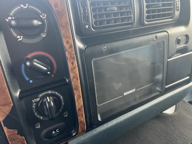 Рено Другая, объемом двигателя 0 л и пробегом 0 тыс. км за 5200 $, фото 18 на Automoto.ua