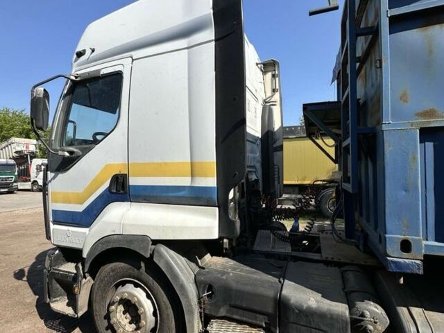 Рено Інша, об'ємом двигуна 0 л та пробігом 0 тис. км за 9000 $, фото 3 на Automoto.ua