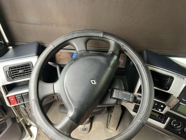 Рено Другая, объемом двигателя 0 л и пробегом 0 тыс. км за 10700 $, фото 6 на Automoto.ua