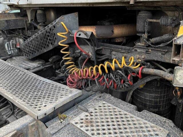 Рено Інша, об'ємом двигуна 0 л та пробігом 0 тис. км за 5800 $, фото 11 на Automoto.ua