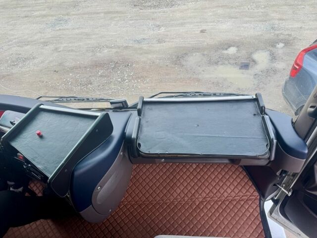 Рено Другая, объемом двигателя 0 л и пробегом 0 тыс. км за 12000 $, фото 12 на Automoto.ua