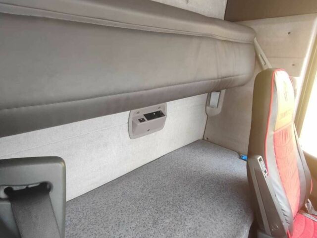 Рено Другая, объемом двигателя 0 л и пробегом 0 тыс. км за 9867 $, фото 6 на Automoto.ua