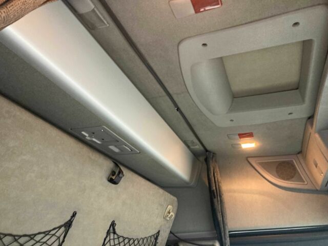 Рено Інша, об'ємом двигуна 0 л та пробігом 0 тис. км за 15700 $, фото 12 на Automoto.ua