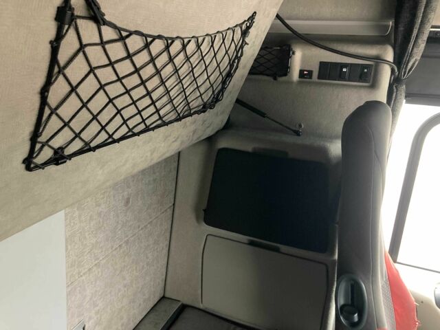 Рено Інша, об'ємом двигуна 0 л та пробігом 0 тис. км за 15700 $, фото 16 на Automoto.ua