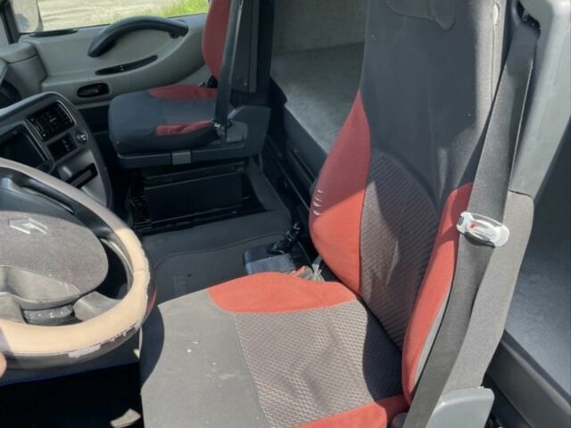 Рено Другая, объемом двигателя 0 л и пробегом 0 тыс. км за 16500 $, фото 7 на Automoto.ua