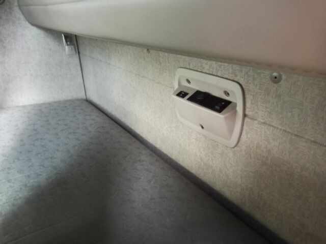 Рено Другая, объемом двигателя 0 л и пробегом 0 тыс. км за 21519 $, фото 12 на Automoto.ua