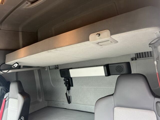 Рено Другая, объемом двигателя 0 л и пробегом 0 тыс. км за 29900 $, фото 9 на Automoto.ua