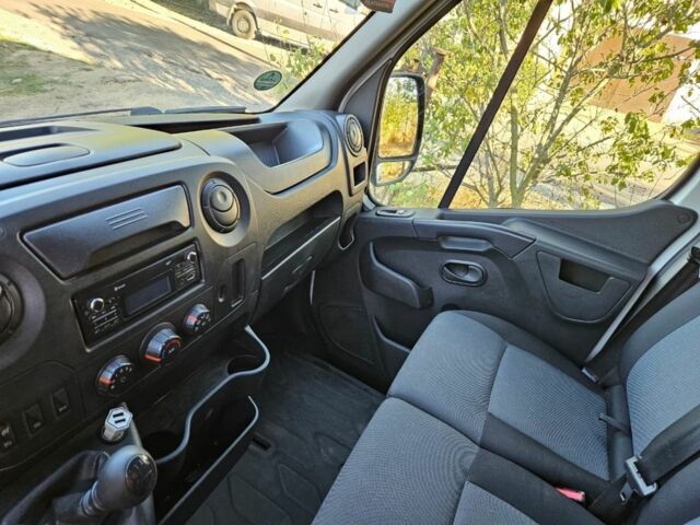 Рено Інша, об'ємом двигуна 0 л та пробігом 0 тис. км за 18000 $, фото 5 на Automoto.ua