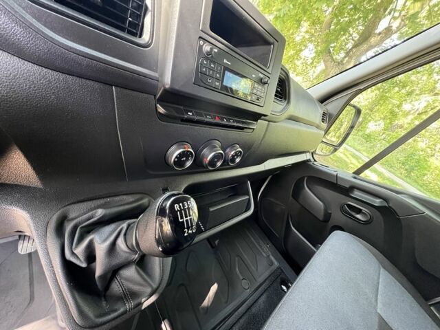 Рено Другая, объемом двигателя 0 л и пробегом 0 тыс. км за 19700 $, фото 6 на Automoto.ua