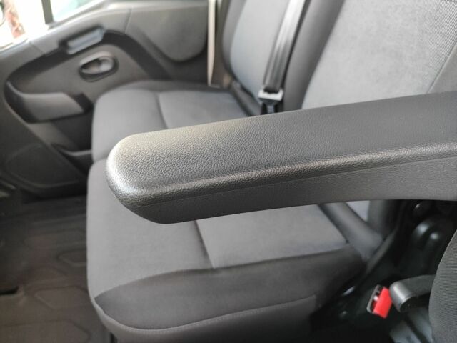 Рено Другая, объемом двигателя 0 л и пробегом 0 тыс. км за 19999 $, фото 18 на Automoto.ua