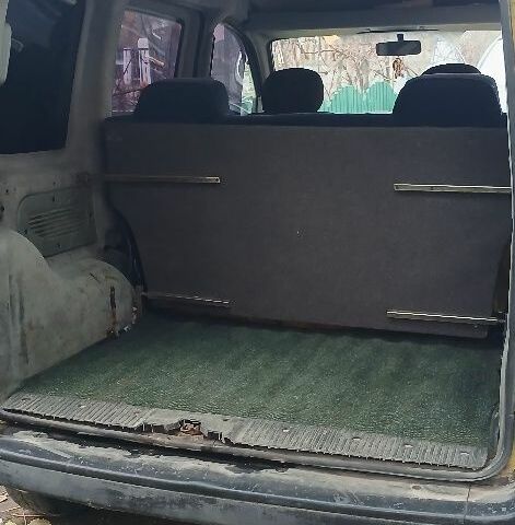 Жовтий Рено Інша, об'ємом двигуна 1.5 л та пробігом 300 тис. км за 2200 $, фото 7 на Automoto.ua