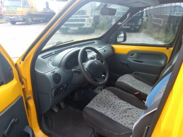 Жовтий Рено Інша, об'ємом двигуна 0 л та пробігом 350 тис. км за 3400 $, фото 5 на Automoto.ua