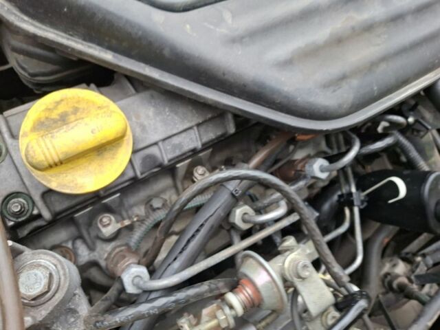 Желтый Рено Другая, объемом двигателя 1.9 л и пробегом 268 тыс. км за 2500 $, фото 3 на Automoto.ua