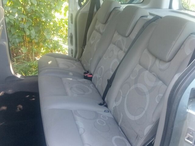 Сірий Рено Інша, об'ємом двигуна 1.6 л та пробігом 200 тис. км за 6100 $, фото 7 на Automoto.ua