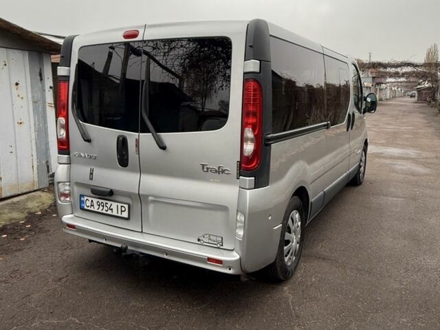 Серый Рено Другая, объемом двигателя 2 л и пробегом 444 тыс. км за 16000 $, фото 4 на Automoto.ua