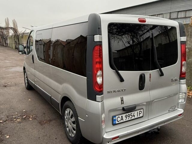 Серый Рено Другая, объемом двигателя 2 л и пробегом 444 тыс. км за 16000 $, фото 6 на Automoto.ua