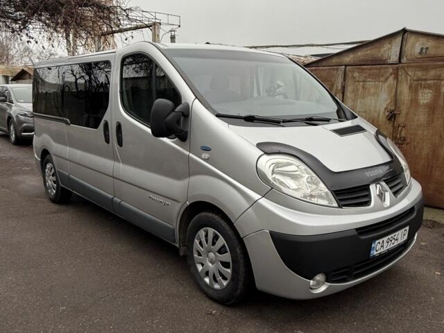 Серый Рено Другая, объемом двигателя 2 л и пробегом 444 тыс. км за 16000 $, фото 2 на Automoto.ua