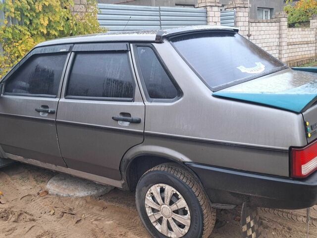 Серый Рено Другая, объемом двигателя 1.5 л и пробегом 150 тыс. км за 1200 $, фото 2 на Automoto.ua