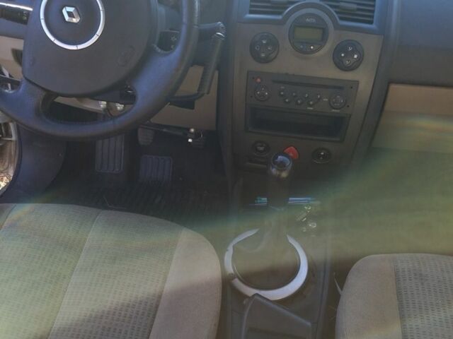 Серый Рено Другая, объемом двигателя 0 л и пробегом 1 тыс. км за 4000 $, фото 5 на Automoto.ua