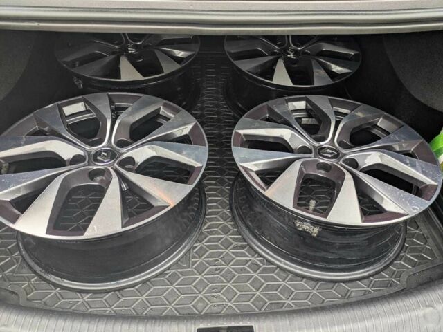 Сірий Рено Інша, об'ємом двигуна 1.6 л та пробігом 266 тис. км за 14900 $, фото 18 на Automoto.ua