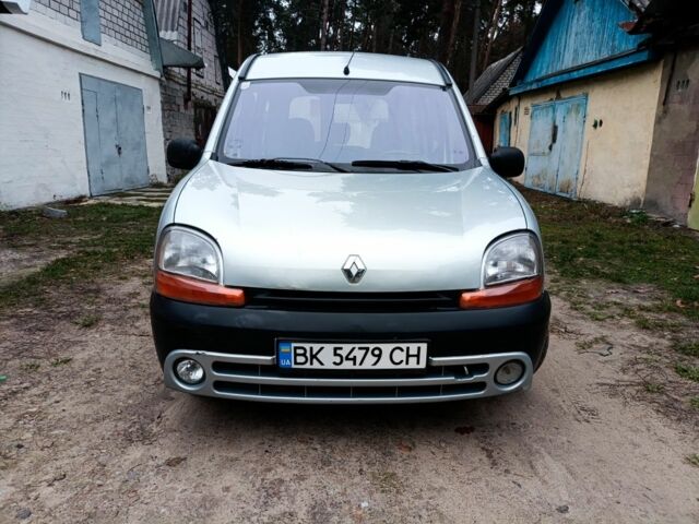 Сірий Рено Інша, об'ємом двигуна 1.5 л та пробігом 246 тис. км за 3350 $, фото 1 на Automoto.ua