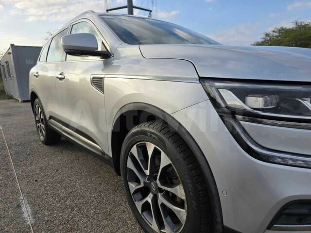 Серый Рено Другая, объемом двигателя 0 л и пробегом 64 тыс. км за 11800 $, фото 5 на Automoto.ua