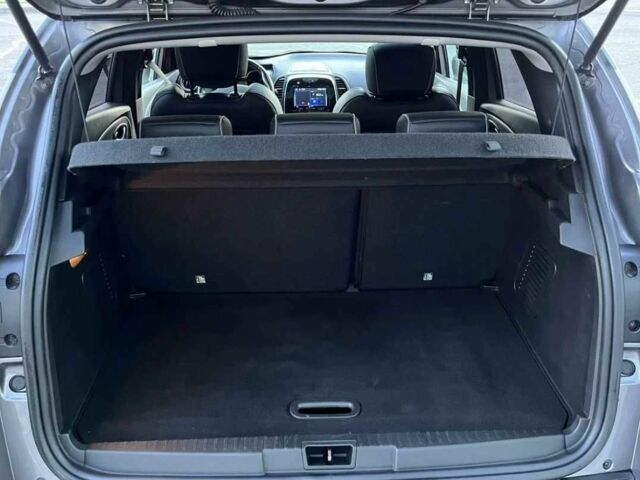 Серый Рено Другая, объемом двигателя 0 л и пробегом 41 тыс. км за 11000 $, фото 17 на Automoto.ua