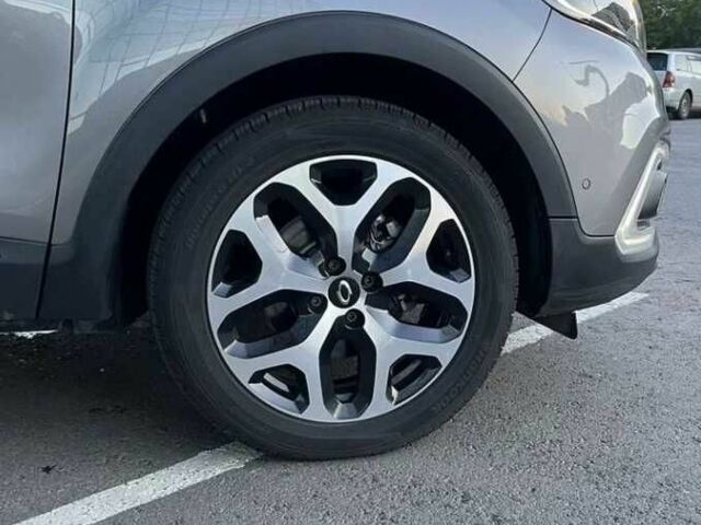 Серый Рено Другая, объемом двигателя 0 л и пробегом 41 тыс. км за 11000 $, фото 16 на Automoto.ua