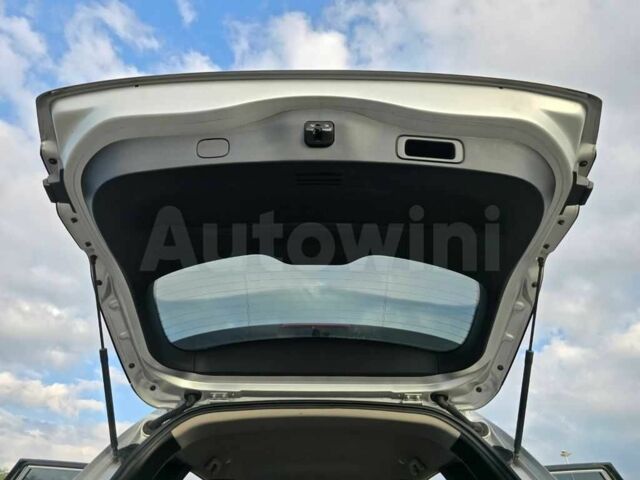 Серый Рено Другая, объемом двигателя 0 л и пробегом 64 тыс. км за 11800 $, фото 13 на Automoto.ua