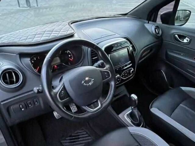 Серый Рено Другая, объемом двигателя 0 л и пробегом 41 тыс. км за 11000 $, фото 5 на Automoto.ua