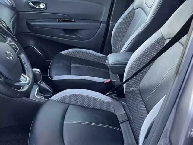 Серый Рено Другая, объемом двигателя 0 л и пробегом 41 тыс. км за 11000 $, фото 6 на Automoto.ua