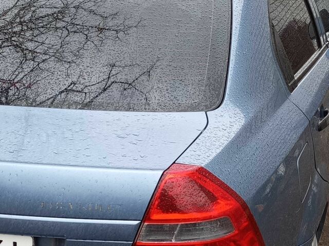 Синий Рено Другая, объемом двигателя 1.5 л и пробегом 187 тыс. км за 3800 $, фото 2 на Automoto.ua