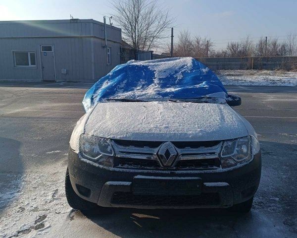 Белый Рено Дастер, объемом двигателя 1.6 л и пробегом 280 тыс. км за 2092 $, фото 1 на Automoto.ua