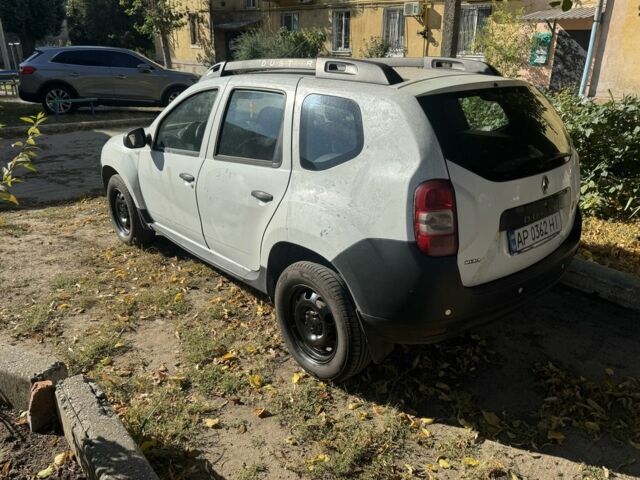 Белый Рено Дастер, объемом двигателя 1.5 л и пробегом 20 тыс. км за 5520 $, фото 3 на Automoto.ua
