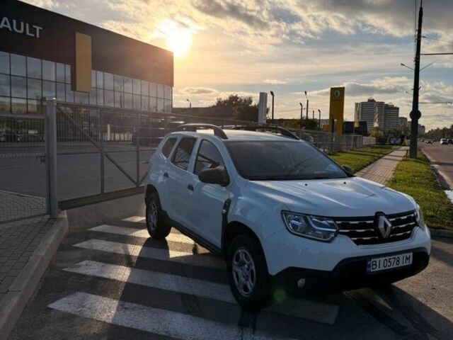 Белый Рено Дастер, объемом двигателя 1.5 л и пробегом 175 тыс. км за 14000 $, фото 2 на Automoto.ua