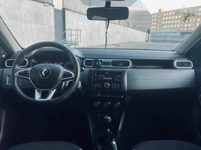 Белый Рено Дастер, объемом двигателя 1.6 л и пробегом 125 тыс. км за 11000 $, фото 5 на Automoto.ua