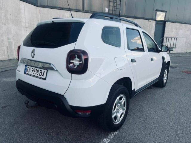 Белый Рено Дастер, объемом двигателя 1.6 л и пробегом 125 тыс. км за 11000 $, фото 4 на Automoto.ua