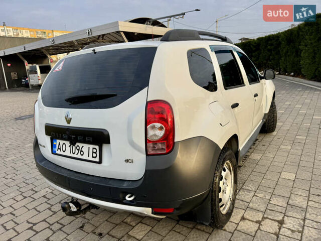 Белый Рено Дастер, объемом двигателя 1.46 л и пробегом 185 тыс. км за 8500 $, фото 5 на Automoto.ua