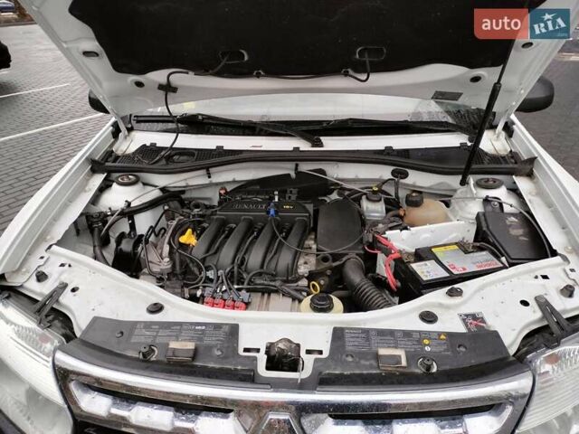 Белый Рено Дастер, объемом двигателя 1.6 л и пробегом 194 тыс. км за 7900 $, фото 19 на Automoto.ua