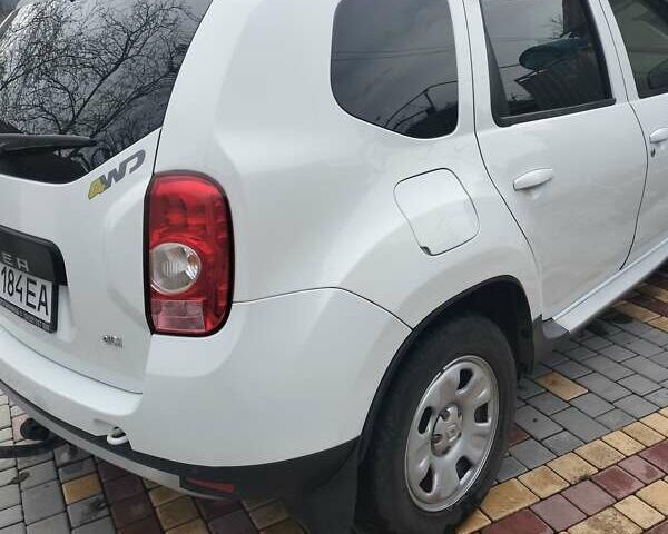 Белый Рено Дастер, объемом двигателя 1.46 л и пробегом 154 тыс. км за 9800 $, фото 10 на Automoto.ua