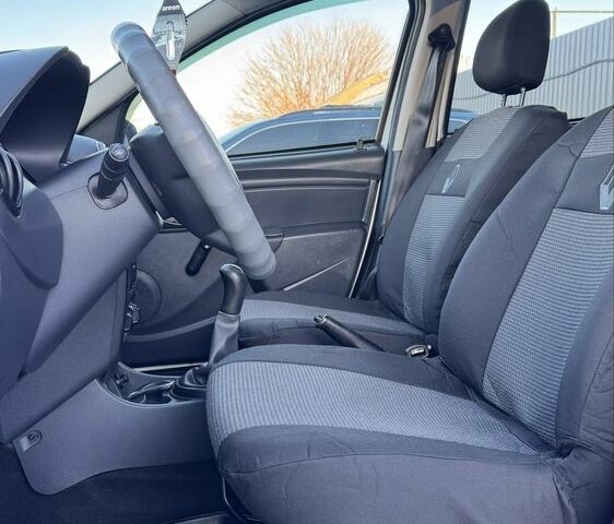 Білий Рено Дастер, об'ємом двигуна 1.5 л та пробігом 204 тис. км за 8800 $, фото 11 на Automoto.ua